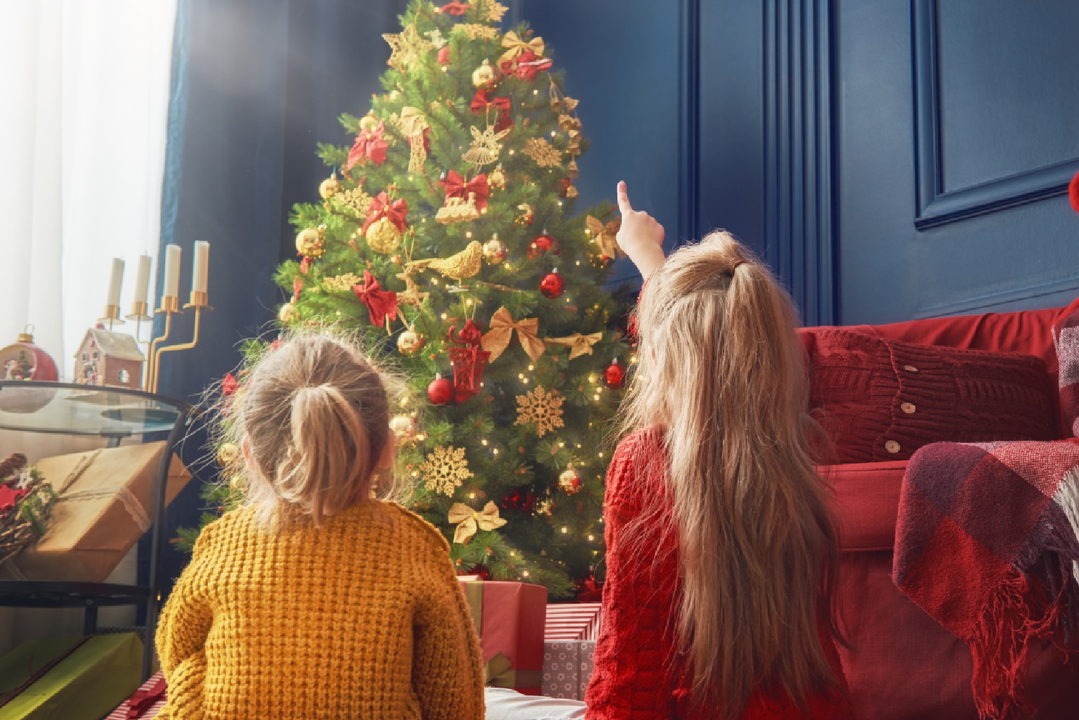 booking hotel this holiday season
